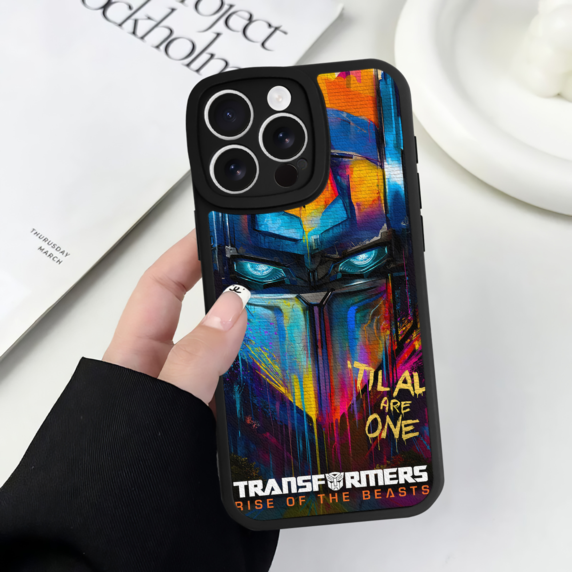 （画像用） Transformers トランスフォーマー 【iPhone 16シリーズ対応】シリコンスマホケース（レザー調） 材質：シリコン
